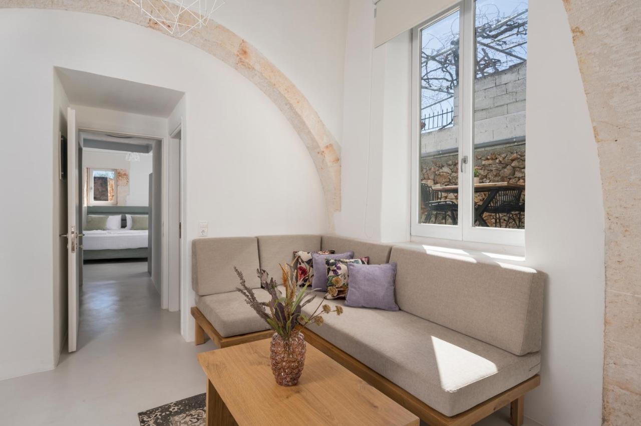 Tholos Holiday home *