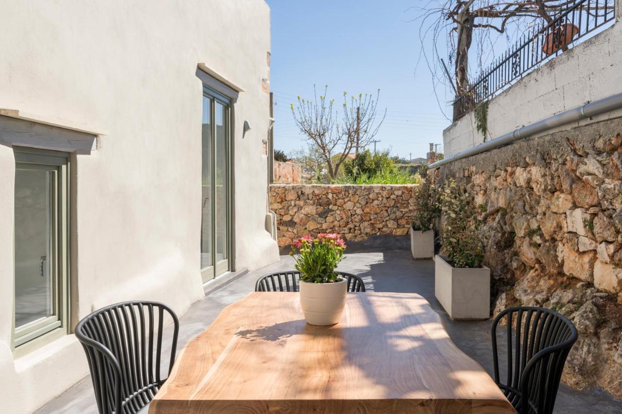 Tholos Holiday home *