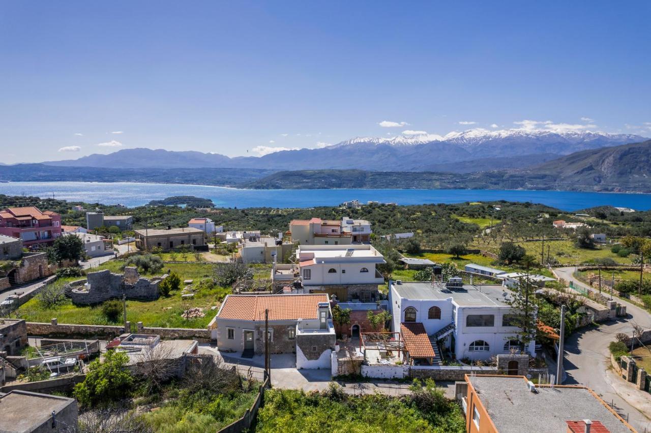 Tholos Holiday home *