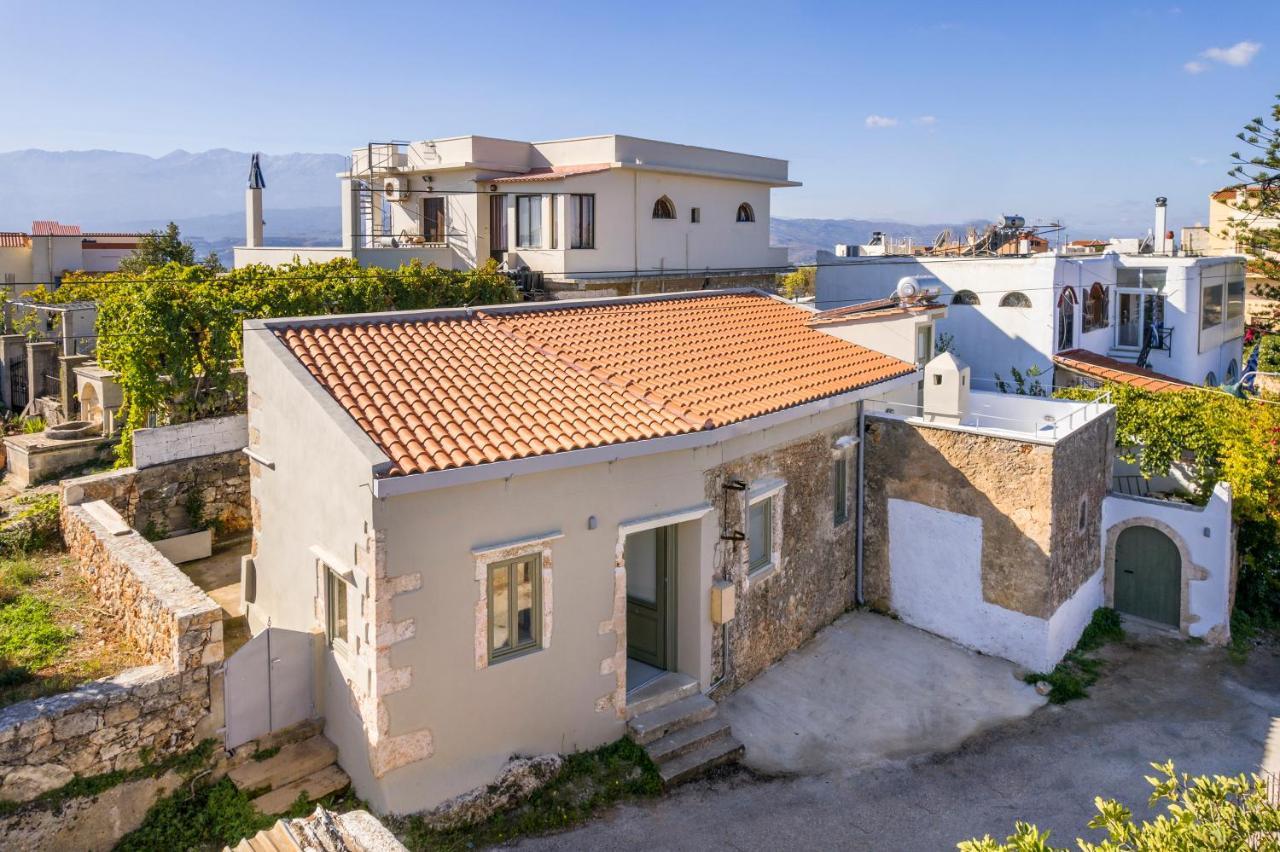 Holiday home Tholos Sternai