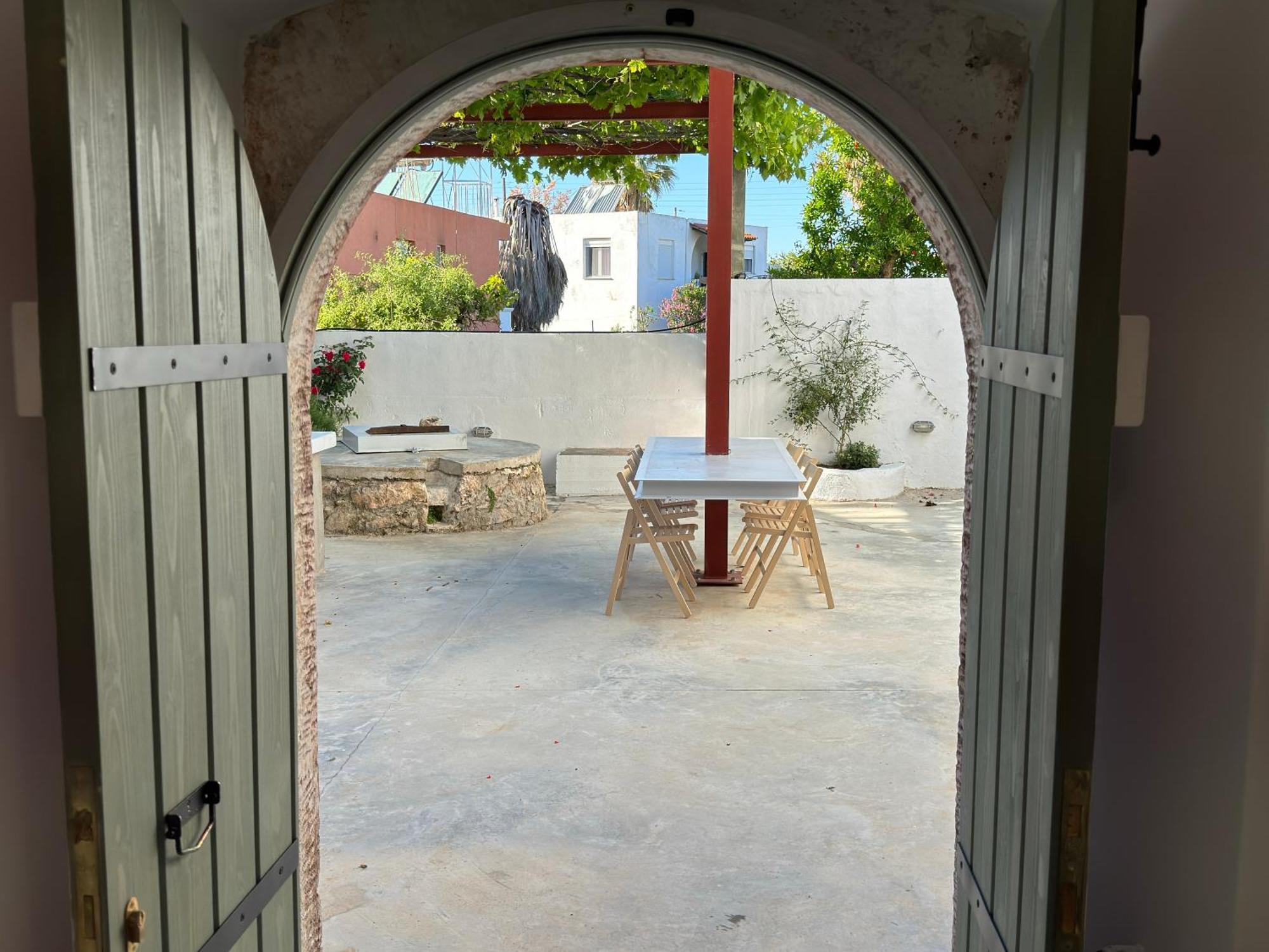 Tholos Sternai